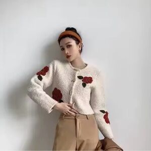 Floral Embroidered Cream Cardigan